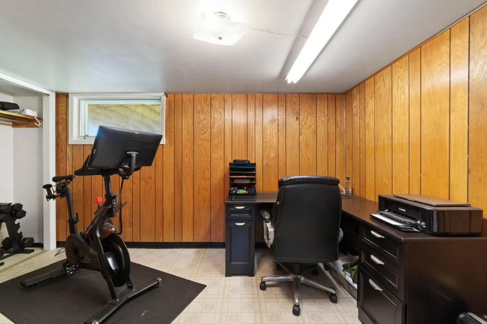 588 W Winona Street Duluth, MN 55803