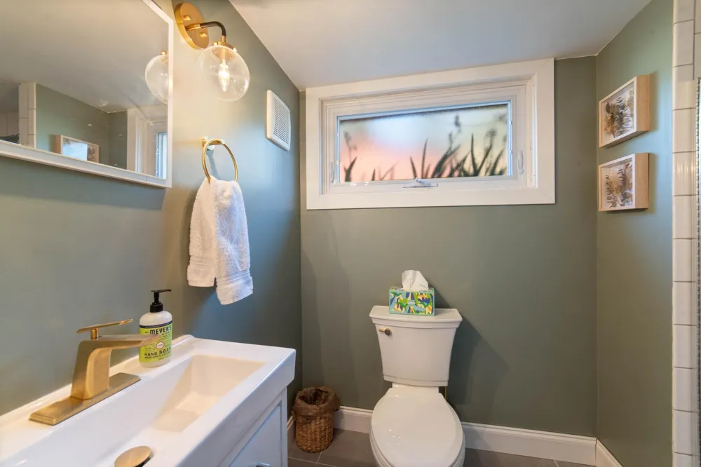 588 W Winona Street Duluth, MN 55803