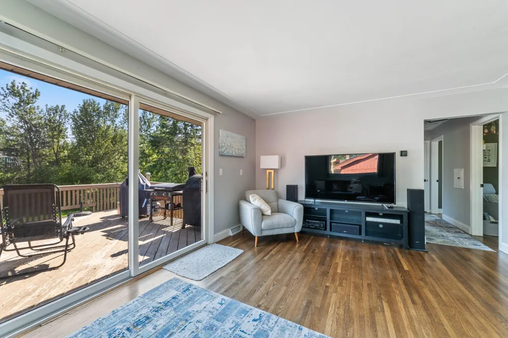 588 W Winona Street Duluth, MN 55803