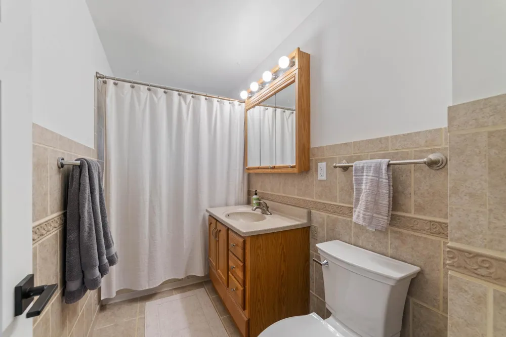 588 W Winona Street Duluth, MN 55803