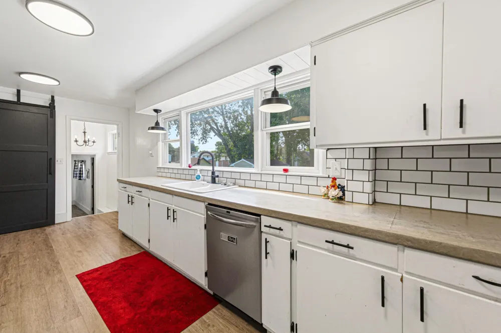 308 1st Street NW New Richland, MN 56072