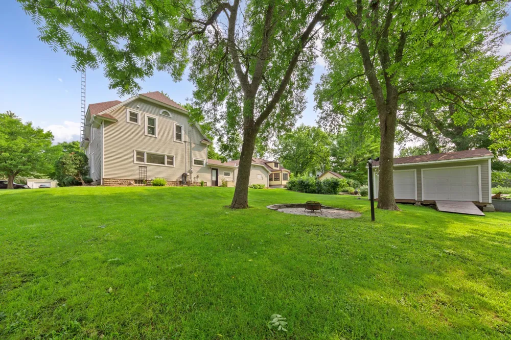 308 1st Street NW New Richland, MN 56072