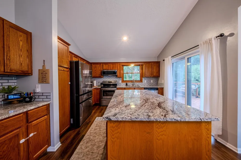 5962 Ridge Drive Savage, MN 55378