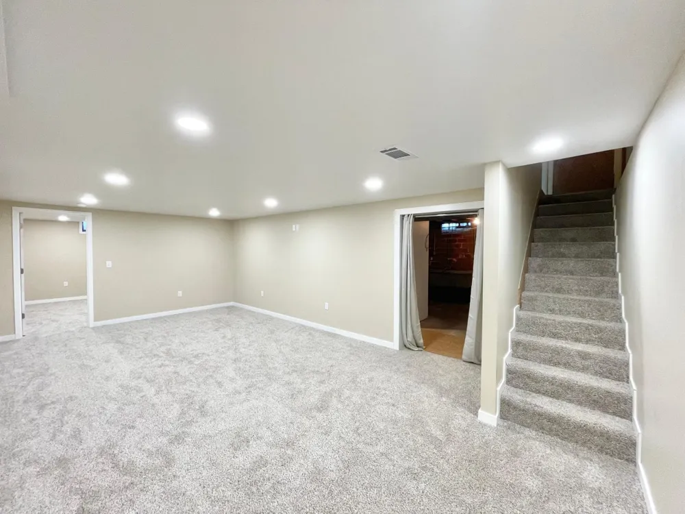16 S Paffrath Avenue Springfield, MN 56087
