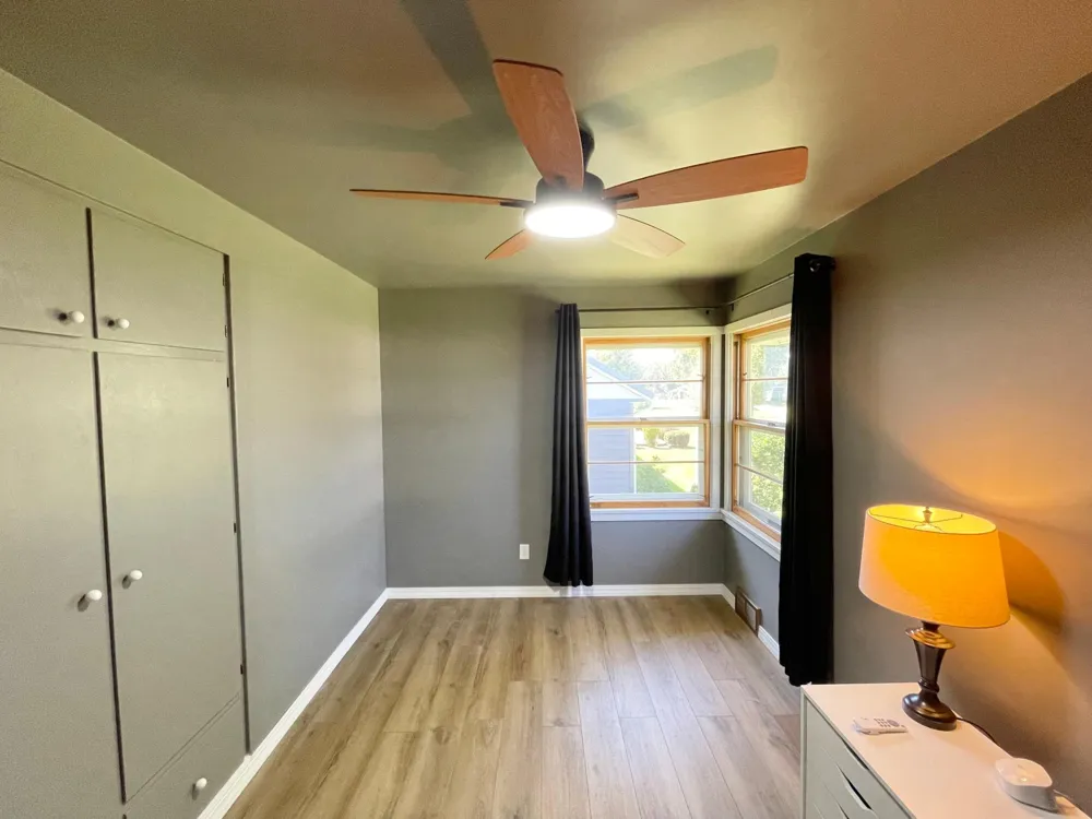 16 S Paffrath Avenue Springfield, MN 56087