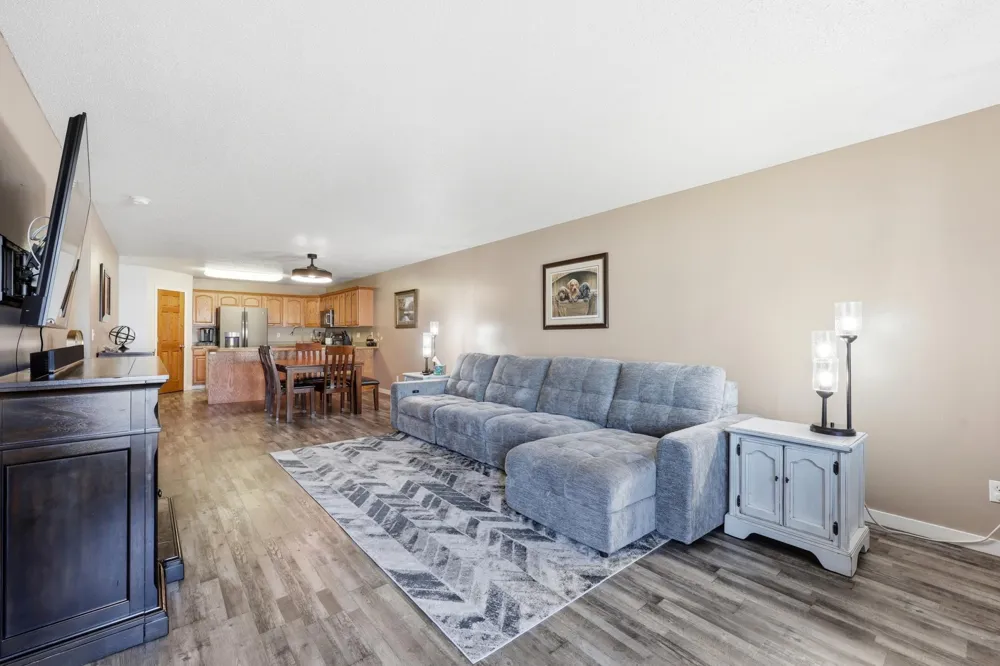 1512 19th Avenue E West Fargo, ND 58078