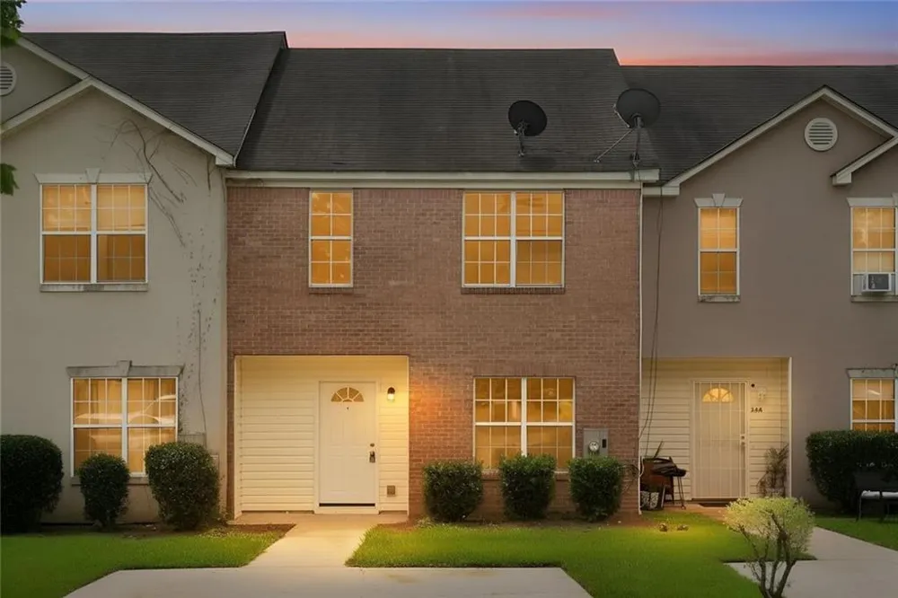 366 Beach Court Riverdale, GA 30274