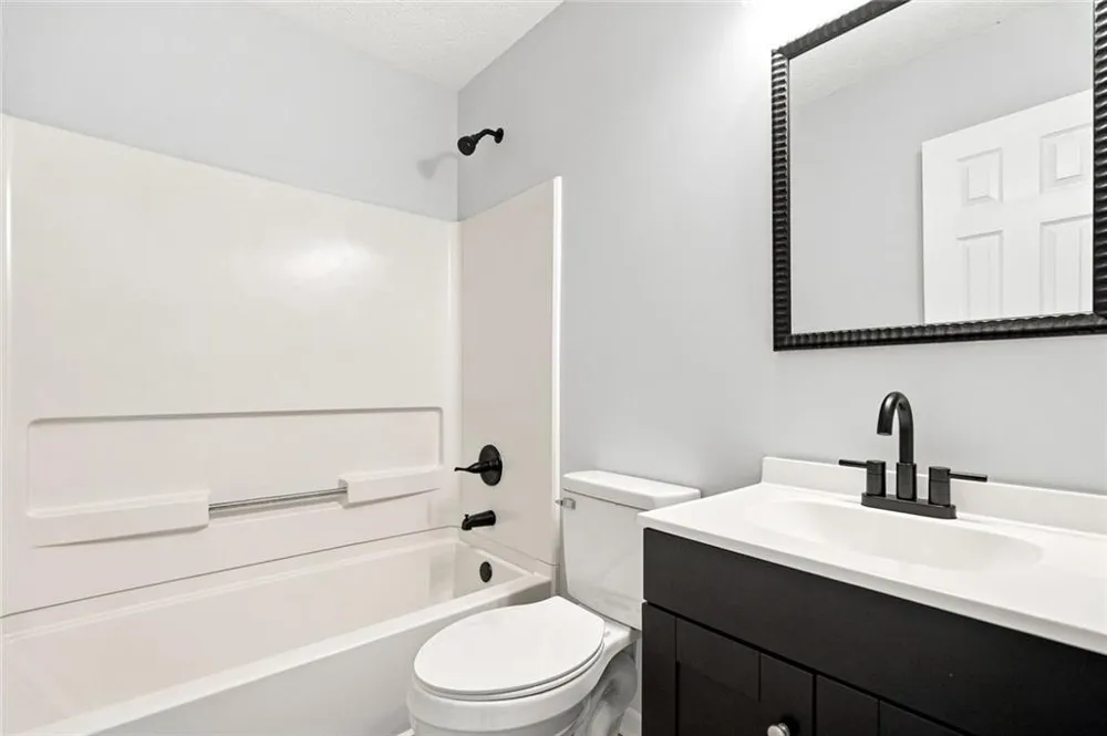 366 Beach Court Riverdale, GA 30274