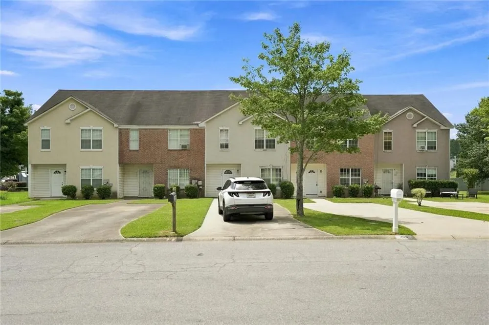 366 Beach Court Riverdale, GA 30274