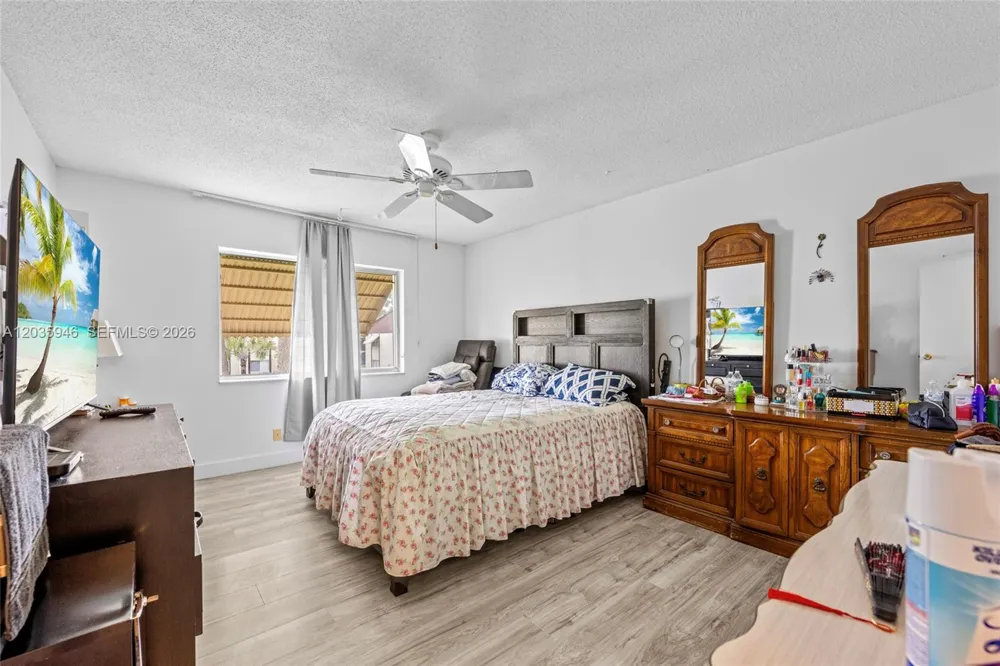 5839 La Pinata Blvd #C-2 Green Acres, FL 33463
