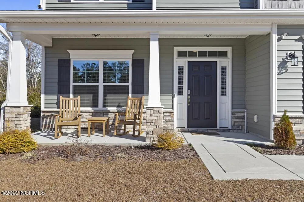 906 Needlerush Road Sneads Ferry, NC 28460