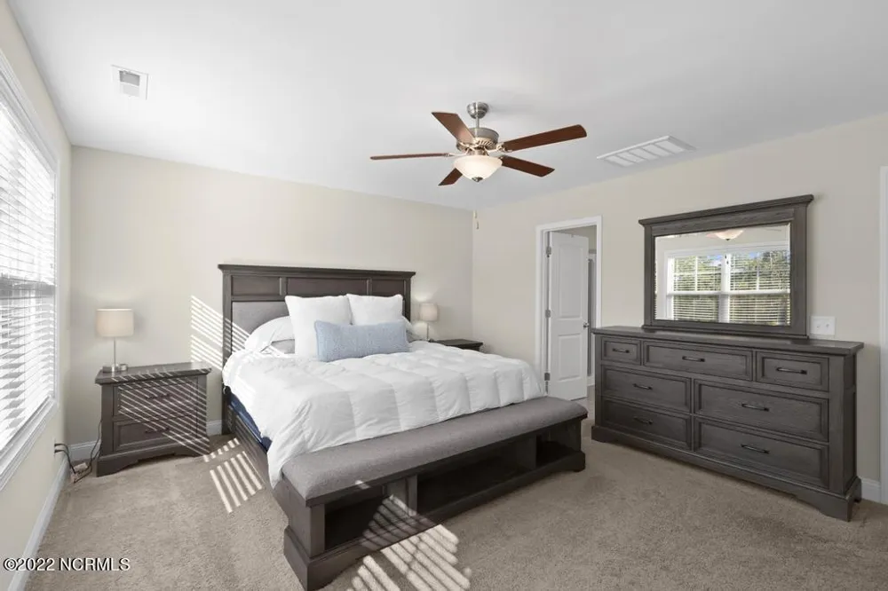 906 Needlerush Road Sneads Ferry, NC 28460
