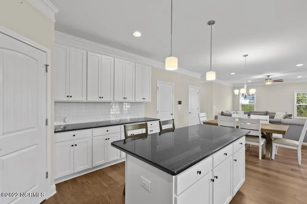 906 Needlerush Road Sneads Ferry, NC 28460