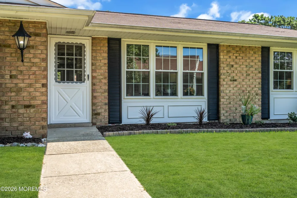 110 Buckingham Drive #B Manchester, NJ 08759
