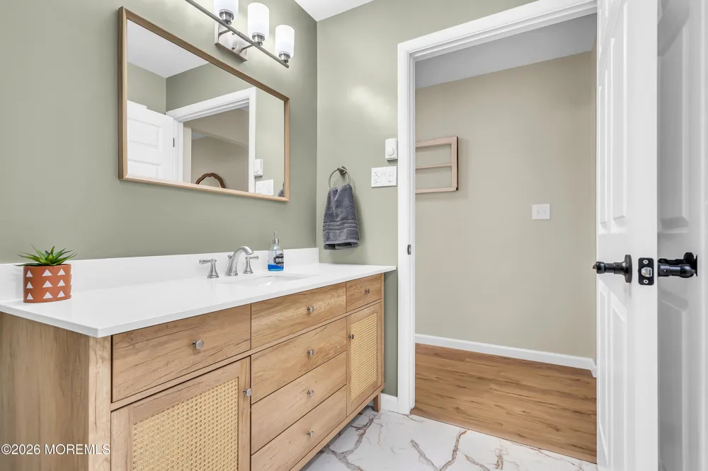 110 Buckingham Drive #B Manchester, NJ 08759