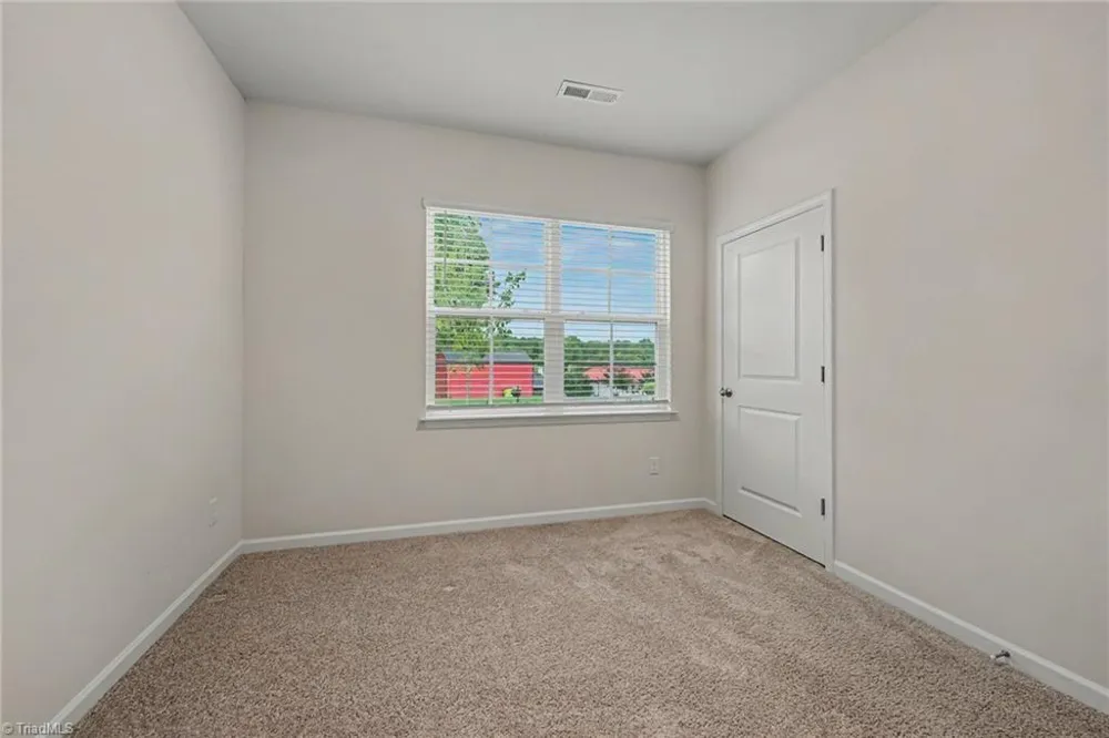 620 Hickory Point Drive Lexington, NC 27292
