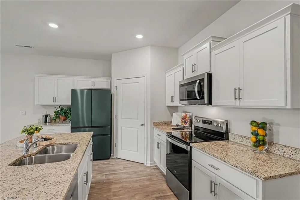 620 Hickory Point Drive Lexington, NC 27292