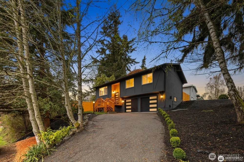 7211 182nd Street SW Edmonds, WA 98026
