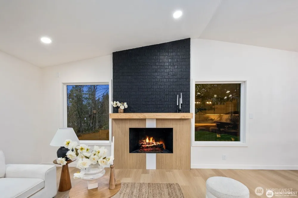 7211 182nd Street SW Edmonds, WA 98026