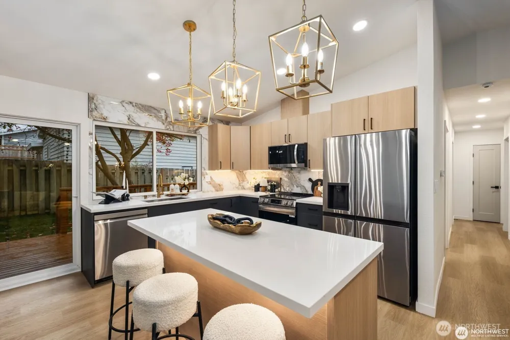 7211 182nd Street SW Edmonds, WA 98026