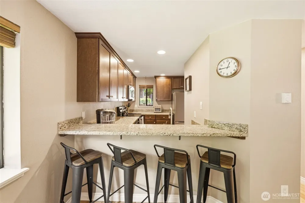 13229 SE 256th Street #J4 Kent, WA 98042