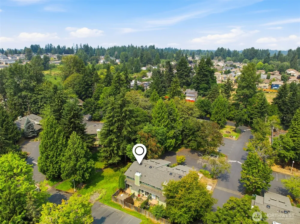 13229 SE 256th Street #J4 Kent, WA 98042