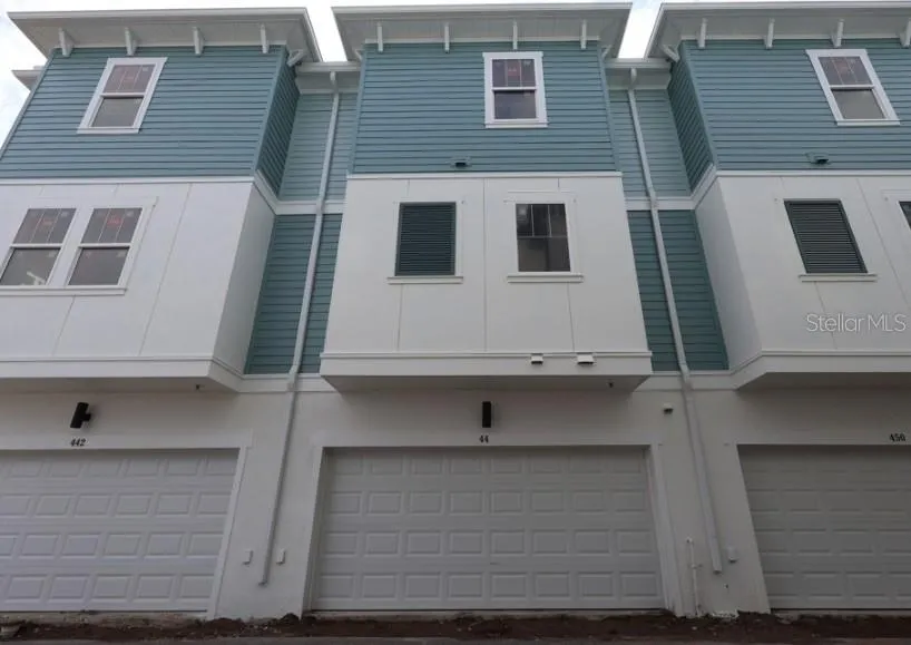 446 31ST WAY St Petersburg, FL 33713