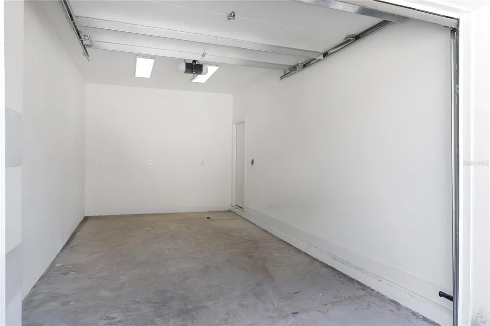 8456 MODANO PLACE Tampa, FL 33614