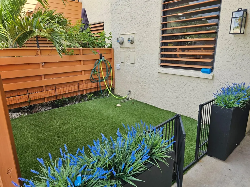 153 WILD PALM DRIVE #1610 Bradenton, FL 34210