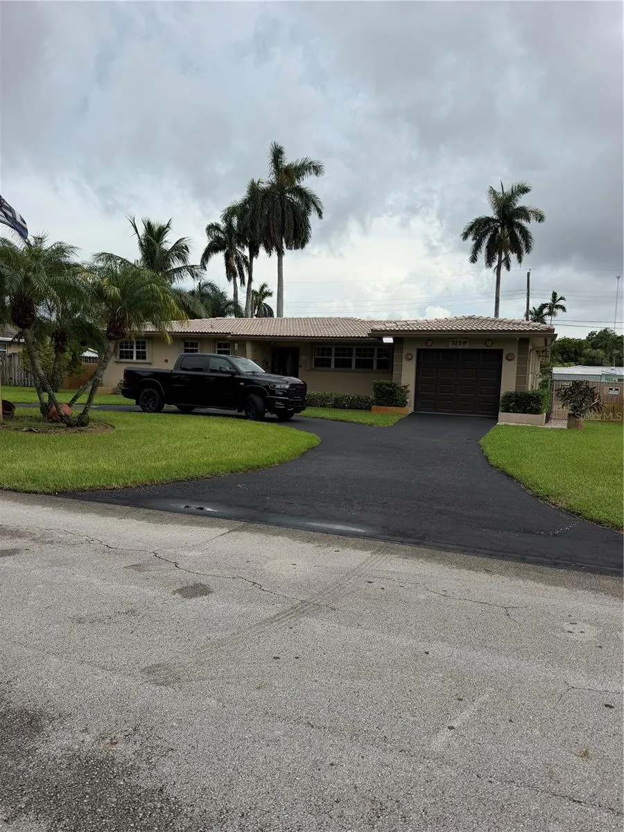 3230 HARRISON STREET Hollywood, FL 33021