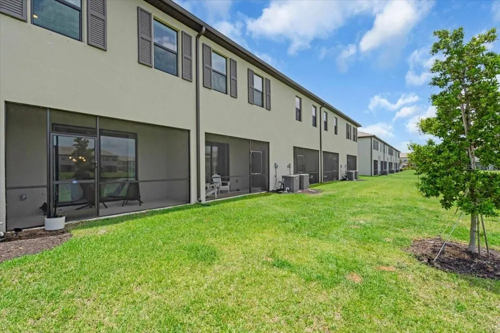 15131 SUNNY DAY DRIVE Lakewood Ranch, FL 34211