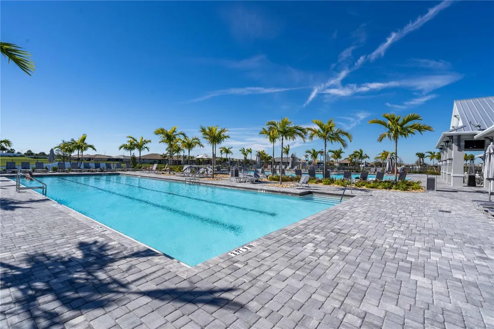 15131 SUNNY DAY DRIVE Lakewood Ranch, FL 34211