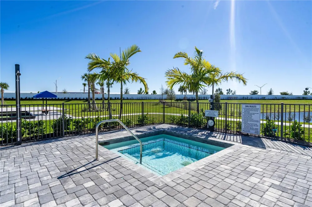 15131 SUNNY DAY DRIVE Lakewood Ranch, FL 34211