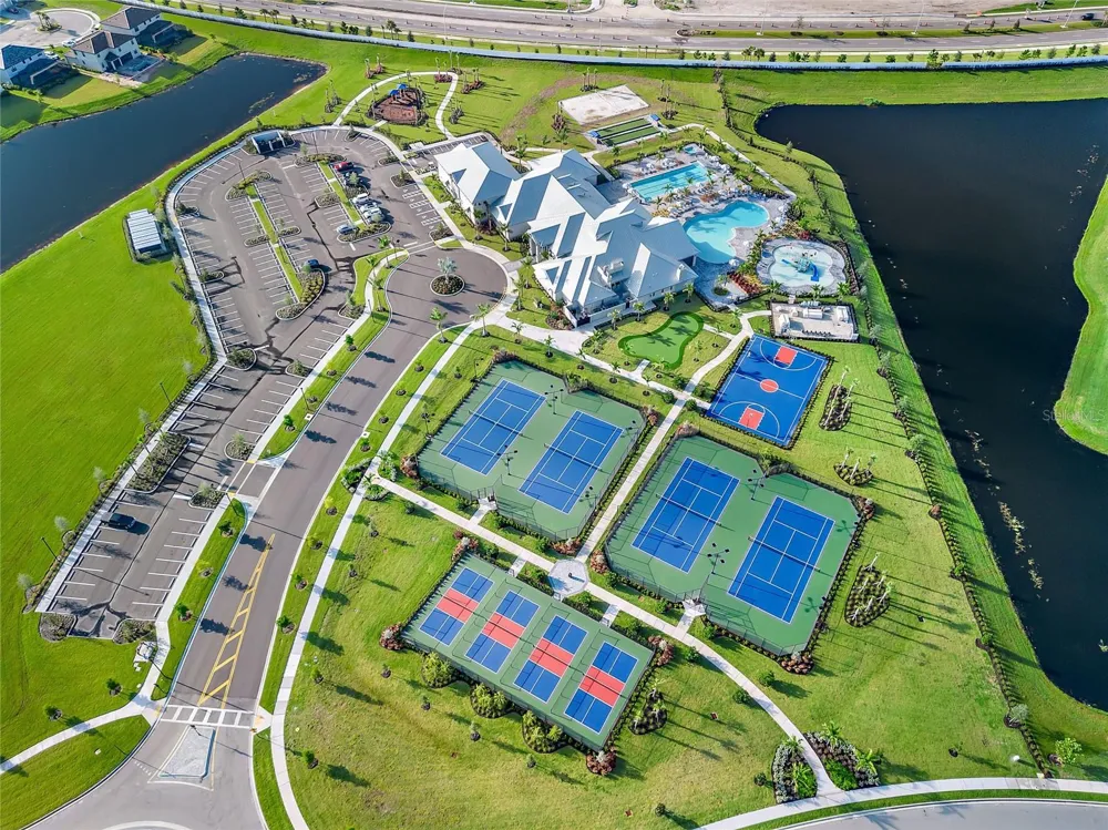 15131 SUNNY DAY DRIVE Lakewood Ranch, FL 34211