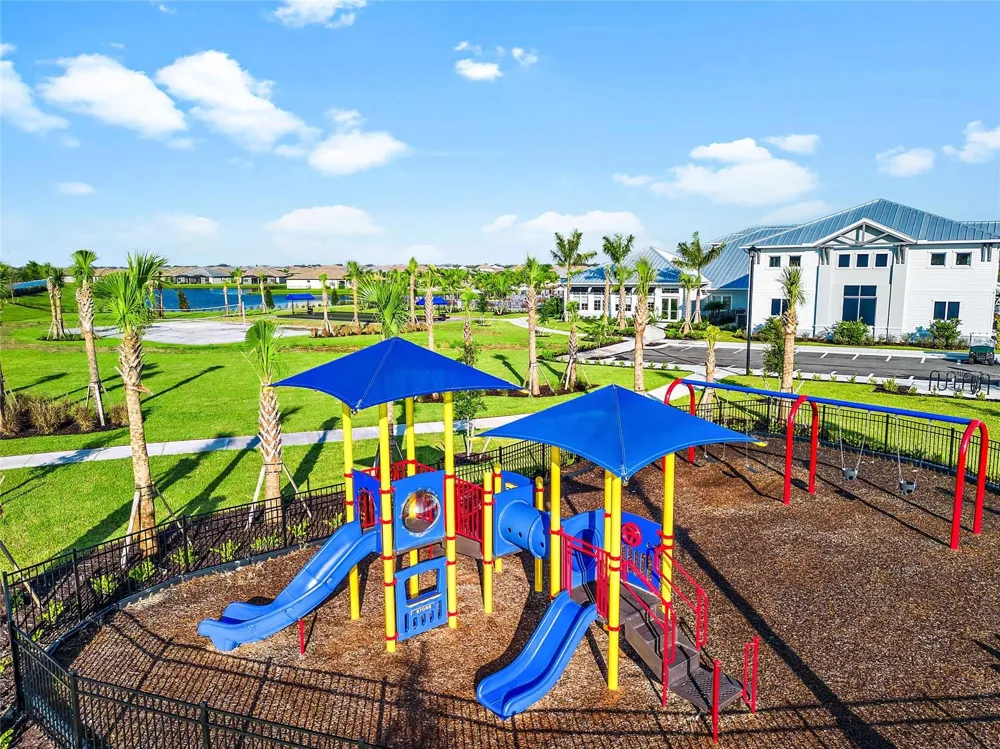 15131 SUNNY DAY DRIVE Lakewood Ranch, FL 34211