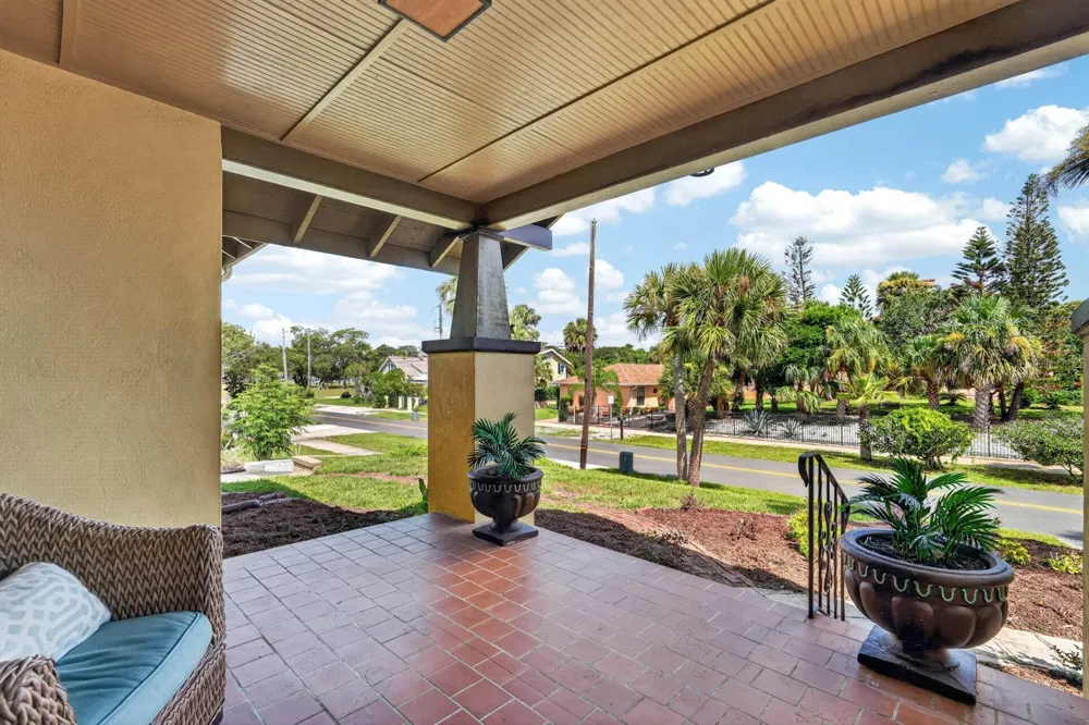 220 RIVERVIEW BOULEVARD Daytona Beach, FL 32118