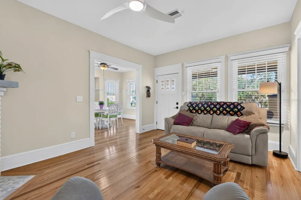 220 RIVERVIEW BOULEVARD Daytona Beach, FL 32118