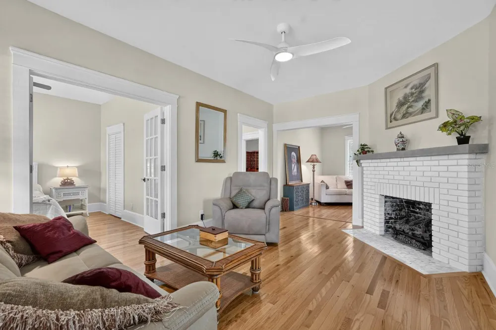 220 RIVERVIEW BOULEVARD Daytona Beach, FL 32118
