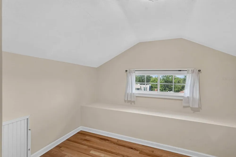 220 RIVERVIEW BOULEVARD Daytona Beach, FL 32118