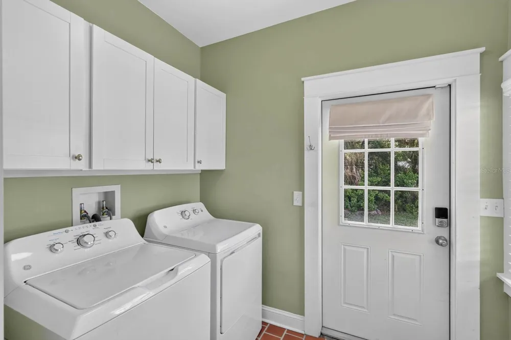 220 RIVERVIEW BOULEVARD Daytona Beach, FL 32118