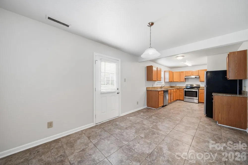 1602 Matthew Allen Circle Kannapolis, NC 28081