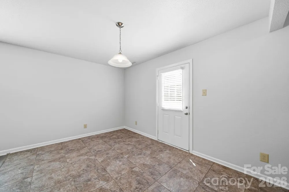 1602 Matthew Allen Circle Kannapolis, NC 28081