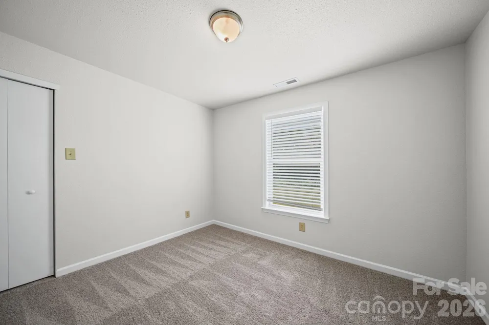 1602 Matthew Allen Circle Kannapolis, NC 28081