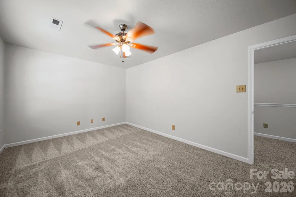 1602 Matthew Allen Circle Kannapolis, NC 28081