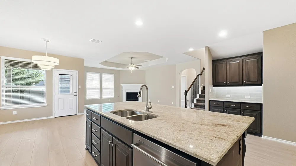 824 Dove Cove Argyle, TX 76226