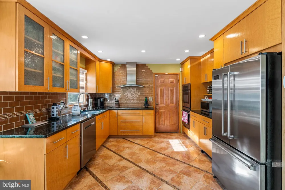 50 STARDUST DRIVE Southampton, PA 18966