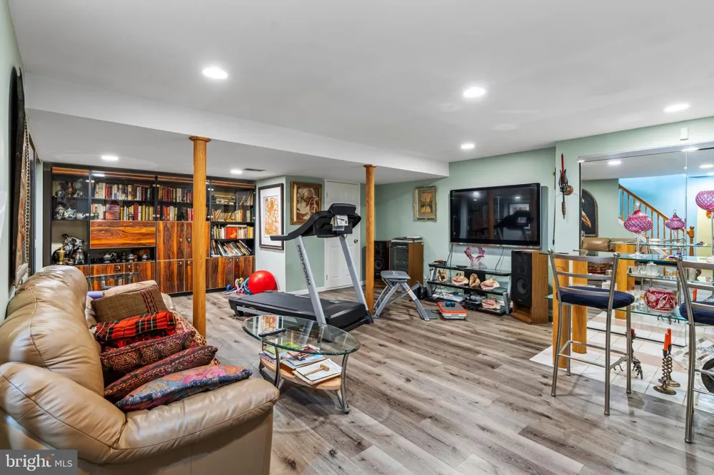 50 STARDUST DRIVE Southampton, PA 18966