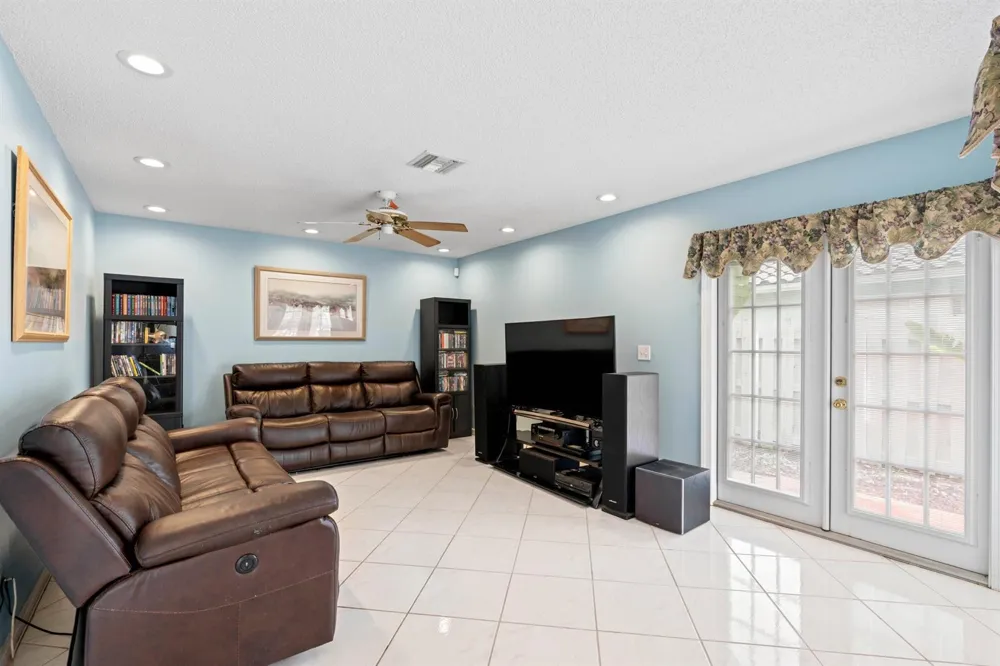 5431 NW 42nd Way Coconut Creek, FL 33073