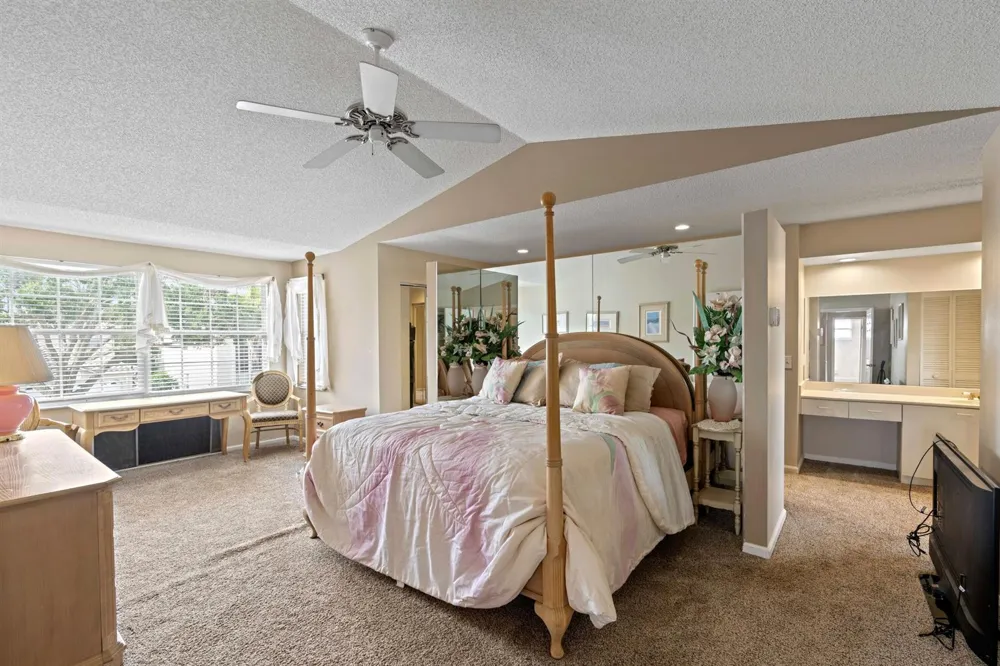 5431 NW 42nd Way Coconut Creek, FL 33073