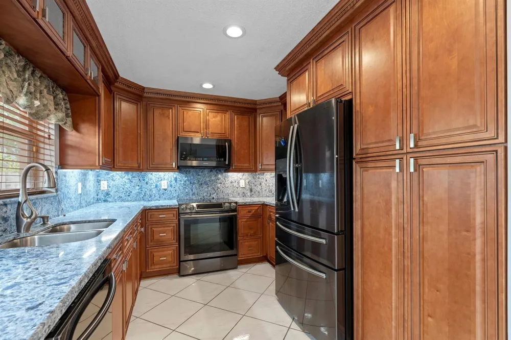 5431 NW 42nd Way Coconut Creek, FL 33073